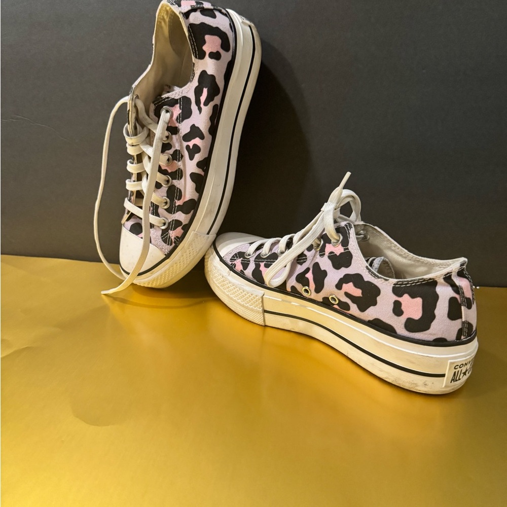 Platform Converse